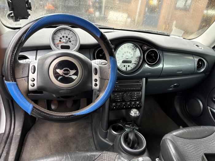 Mini Mini One/Cooper 1.6 16V Cooper Sloopvoertuig (2003, Grijs)