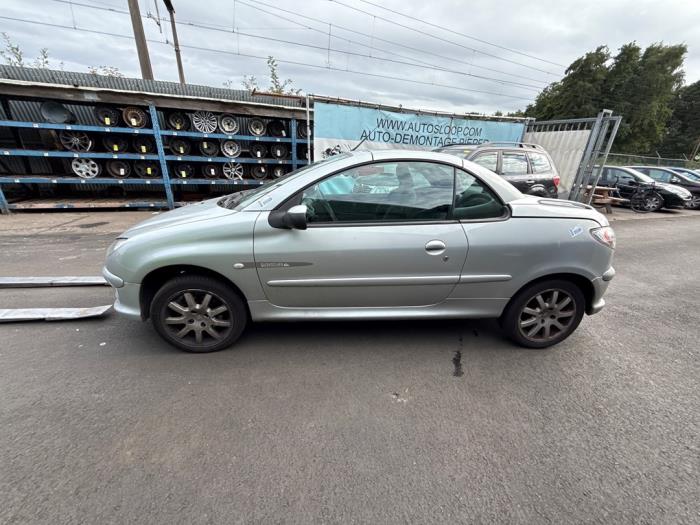 Peugeot 206 CC 1.6 16V Sloopvoertuig (2004, Grijs)