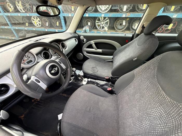 Mini Mini One/Cooper 1.6 16V Cooper Sloopvoertuig (2003, Grijs)