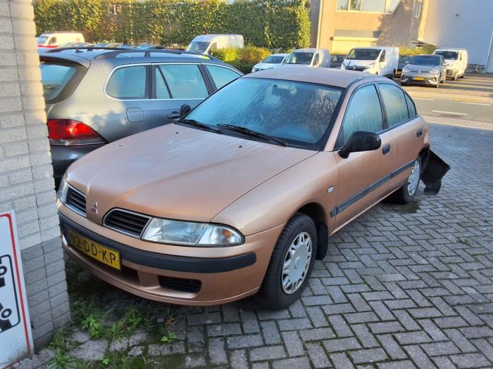 Mitsubishi Carisma 1.6i 16V Sloopvoertuig (1999, Bruin)