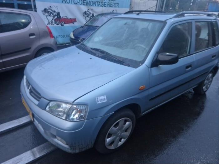 Mazda Demio 1.5 16V Sloopvoertuig (2000, Blauw)