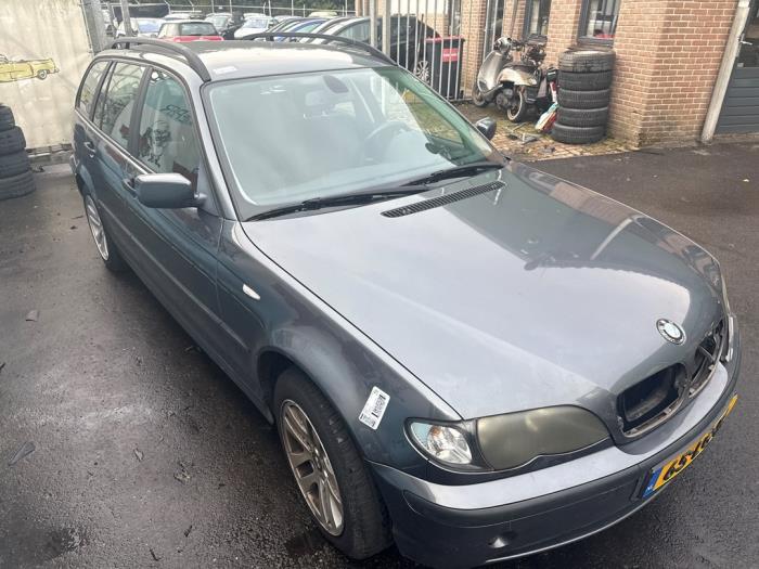 BMW 3 serie Touring 318i 16V Sloopvoertuig (2002, Grijs)