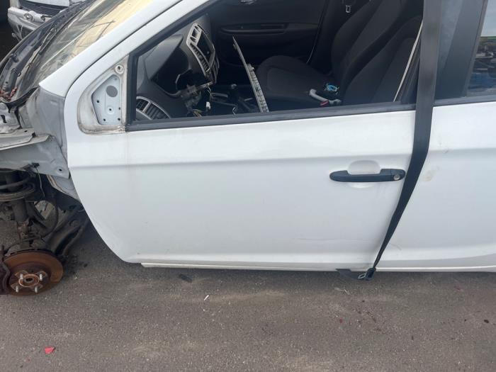 Hyundai i20 1.2i 16V Sloopvoertuig (2010, Wit)