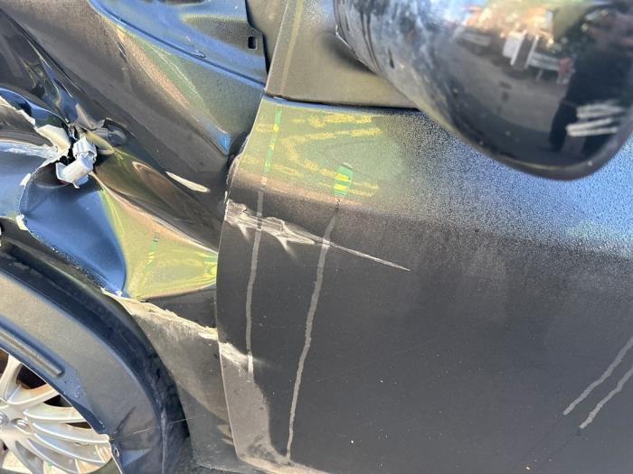 Toyota Yaris II 1.33 16V Dual VVT-I Sloopvoertuig (2009, Zwart)