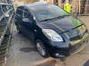 Toyota Yaris II 1.33 16V Dual VVT-I Sloopvoertuig (2009, Zwart)