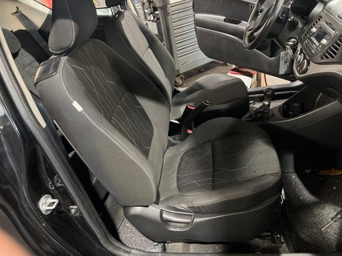 Kia Picanto 1.0 12V Sloopvoertuig (2012, Zwart)