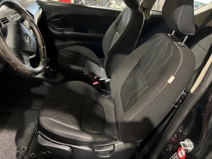 Kia Picanto 1.0 12V Sloopvoertuig (2012, Zwart)