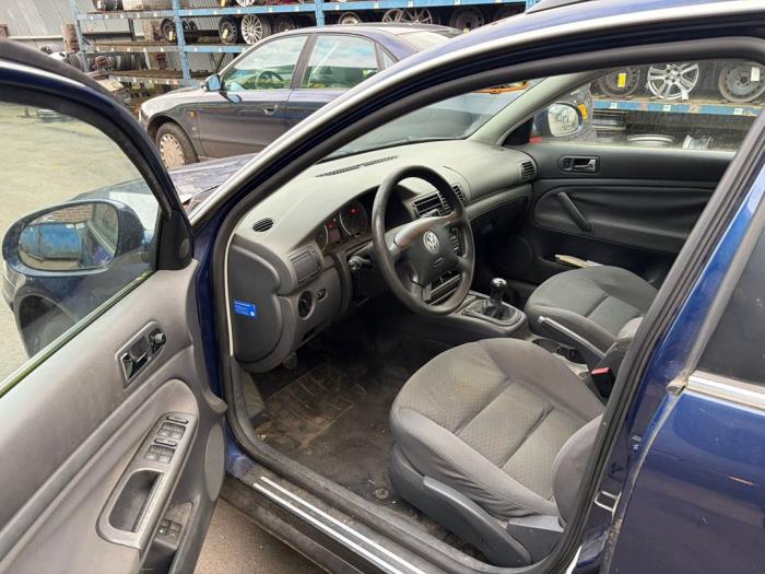 Volkswagen Passat Variant 2.0 20V Sloopvoertuig (2004, Blauw)