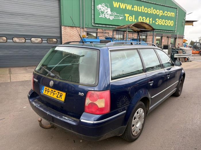Volkswagen Passat Variant 2.0 20V Sloopvoertuig (2004, Blauw)