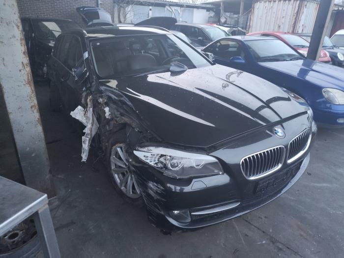 BMW 5 serie Touring 520i 16V Sloopvoertuig (2013, Grijs)