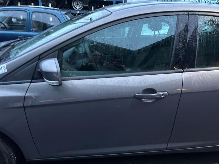 Ford Focus 3 1.0 Ti-VCT EcoBoost 12V 125 Sloopvoertuig (2013, Bruin)