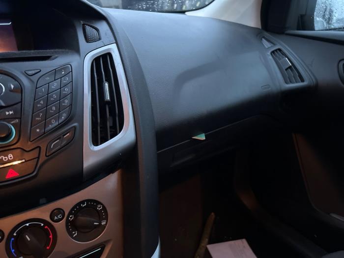 Ford Focus 3 1.0 Ti-VCT EcoBoost 12V 125 Sloopvoertuig (2013, Bruin)