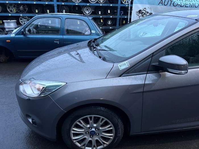 Ford Focus 3 1.0 Ti-VCT EcoBoost 12V 125 Sloopvoertuig (2013, Bruin)