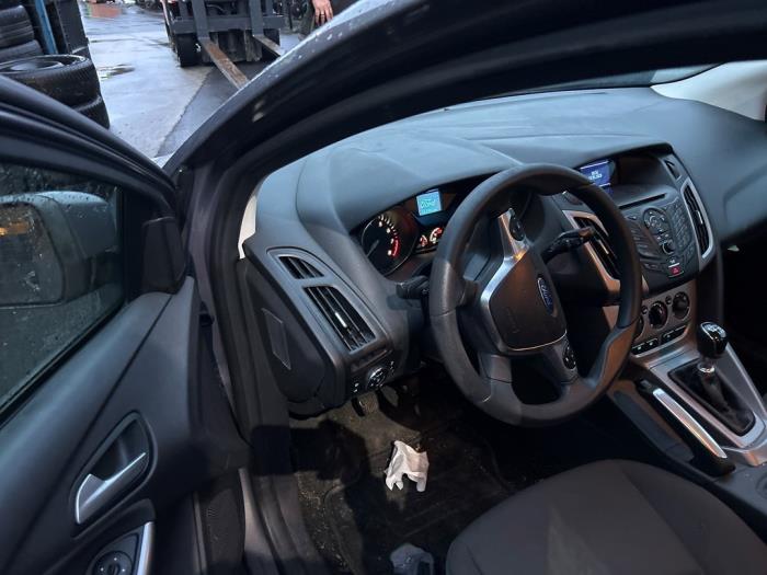 Ford Focus 3 1.0 Ti-VCT EcoBoost 12V 125 Sloopvoertuig (2013, Bruin)