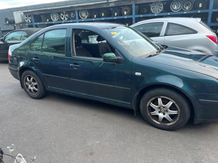 Volkswagen Bora 2.0 Sloopvoertuig (2001, Groen)