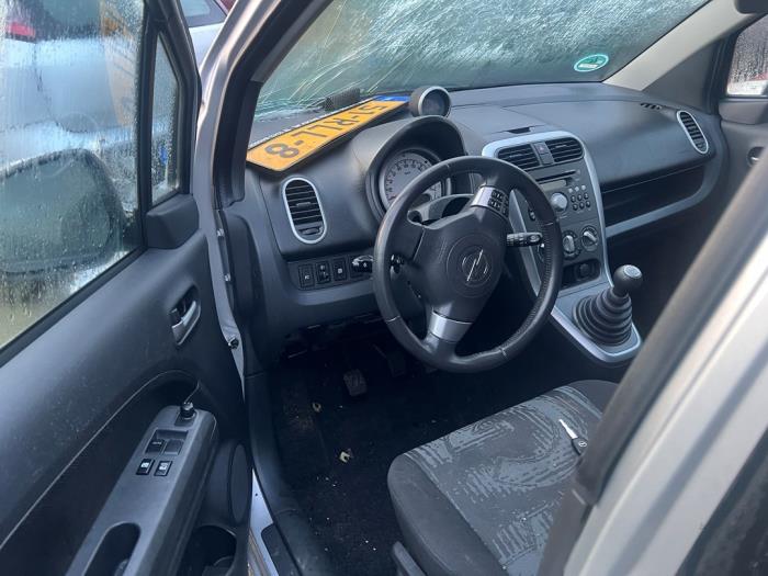 Opel Agila 1.2 16V Sloopvoertuig (2011, Grijs)