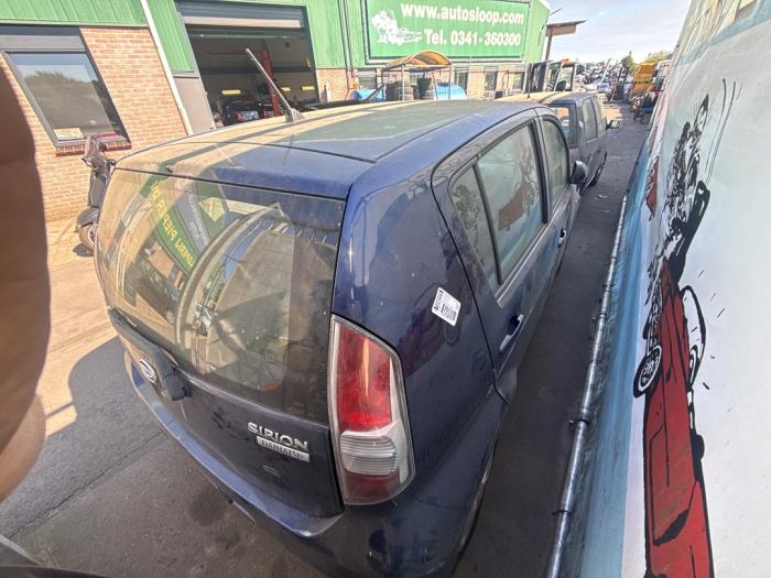 Daihatsu Sirion 2 1.0 12V DVVT Sloopvoertuig (2006, Blauw)