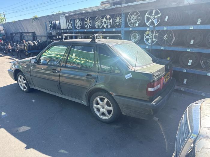 Volvo 440 1.8 i DL/GLE Sloopvoertuig (1997, Groen)