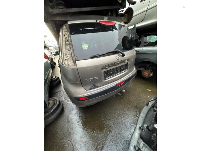 Nissan Note 1.6 16V Sloopvoertuig (2006, Bruin)