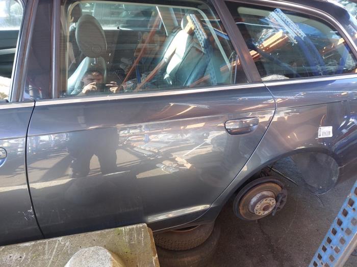 Audi A6 Avant 2.4 V6 24V Sloopvoertuig (2006, Blauw)