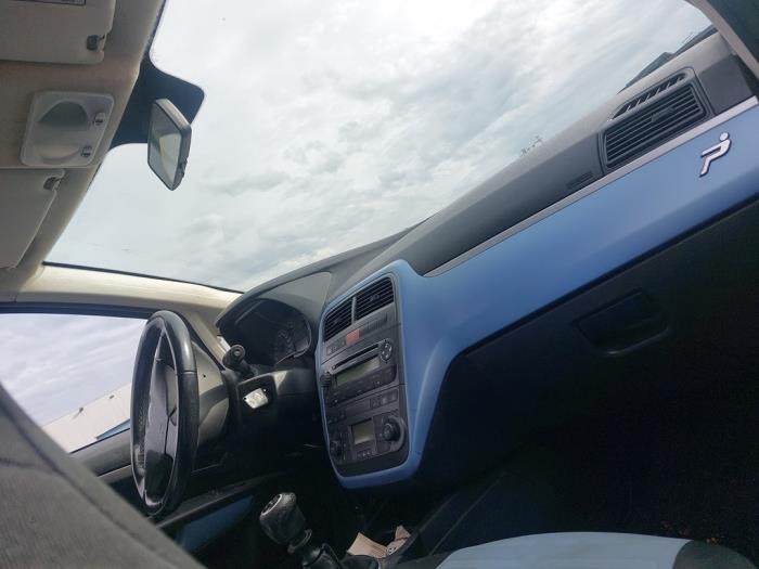 Fiat Grande Punto 1.4 Sloopvoertuig (2006, Blauw)