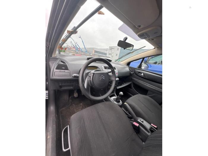 Citroen C4 Berline 1.4 16V Sloopvoertuig (2008, Zwart)