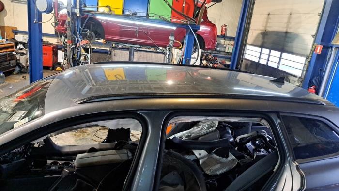 Skoda Superb Combi 1.5 TSI iV Sloopvoertuig (2024, Grijs)