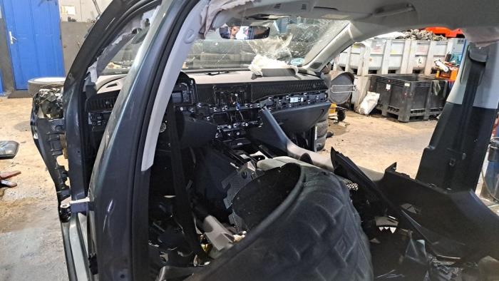 Skoda Superb Combi 1.5 TSI iV Sloopvoertuig (2024, Grijs)