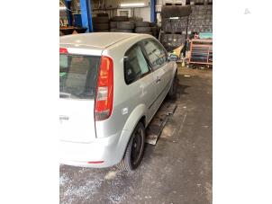Ford Fiesta 5 1.3 Sloopvoertuig (2005, Grijs)