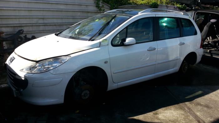 Peugeot 307 SW 2.0 HDi 135 16V FAP Sloopvoertuig (2008, Wit)