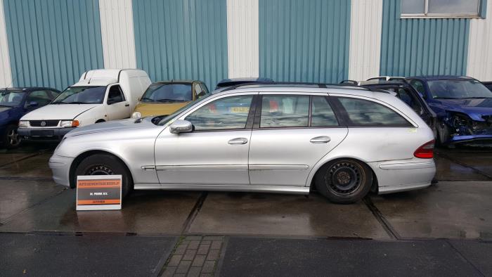 Mercedes E Combi 2.2 E-220 CDI 16V Sloopvoertuig (2008, Zilver)