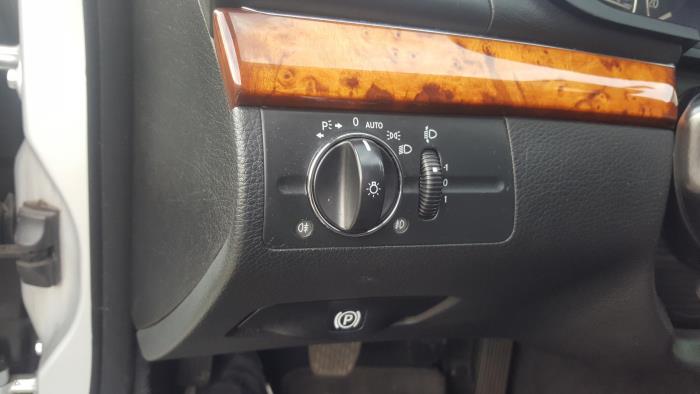 Mercedes E Combi 2.2 E-220 CDI 16V Sloopvoertuig (2008, Zilver)