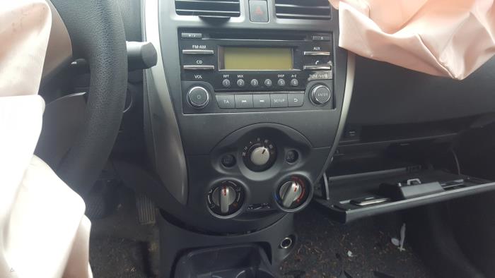 Nissan Micra 1.2 12V Sloopvoertuig (2015, Grijs)