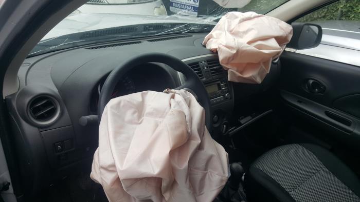 Nissan Micra 1.2 12V Sloopvoertuig (2015, Grijs)