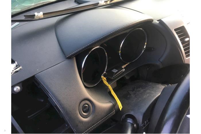 Citroen C-Crosser 2.2 HDiF 16V Sloopvoertuig (2010, Metallic, Zwart)