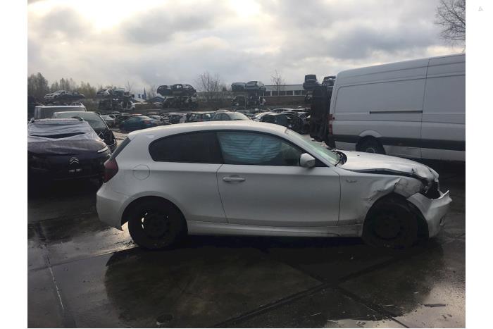 BMW 1 serie 116d 16V Sloopvoertuig (2011, Wit)