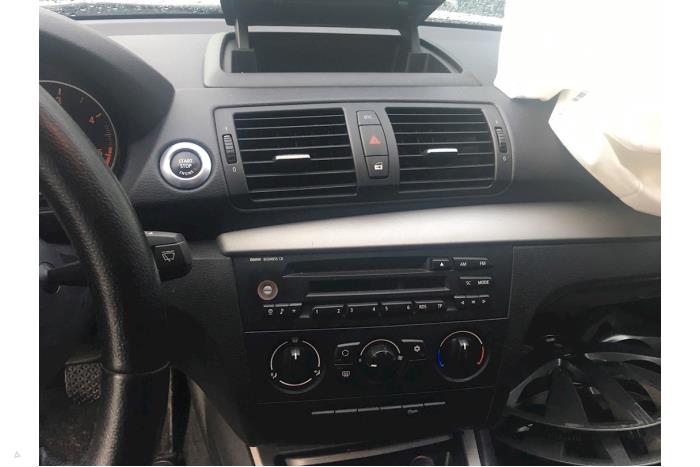 BMW 1 serie 116d 16V Sloopvoertuig (2011, Wit)