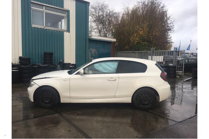 BMW 1 serie 116d 16V Sloopvoertuig (2011, Wit)