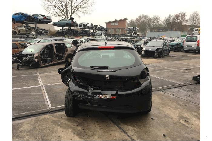 Peugeot 208 I 1.2 Vti 12V PureTech 82 Sloopvoertuig (2013)