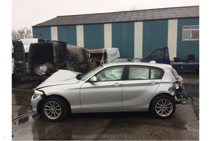 BMW 1 serie 118i 1.5 TwinPower 12V Sloopvoertuig (2016, Staal, Metallic, Zilver)
