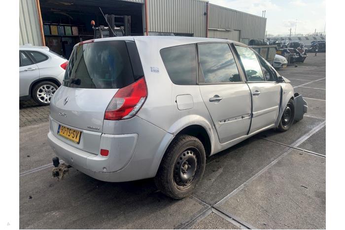 Renault Scénic II 2.0 16V Sloopvoertuig (2007, Grijs)