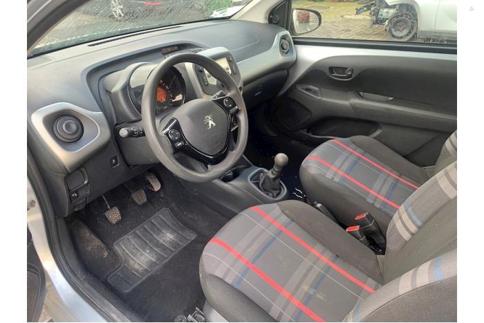 Peugeot 108 1.0 12V Sloopvoertuig (2015)