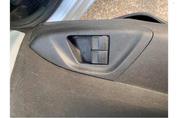 Peugeot 108 1.0 12V Sloopvoertuig (2015)