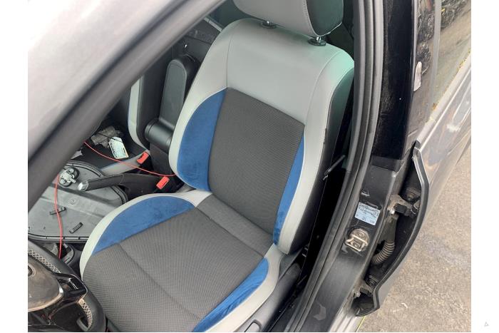 Volkswagen Polo V 1.0 12V BlueMotion Technology Sloopvoertuig (2015, Metallic, Grijs)