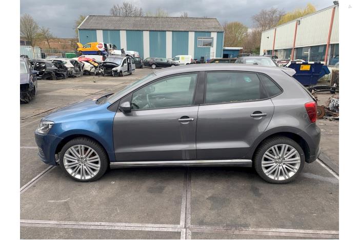 Volkswagen Polo V 1.0 12V BlueMotion Technology Sloopvoertuig (2015, Metallic, Grijs)
