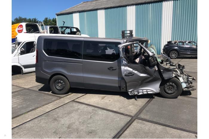 Renault Trafic Passenger 1.6 dCi 145 Twin Turbo Sloopvoertuig (2017, Grijs, Moonmist)