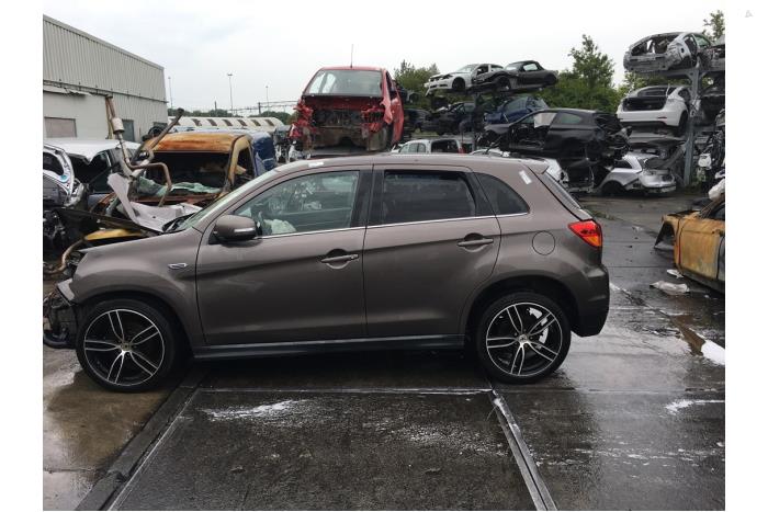 Mitsubishi ASX 1.8 DI-D HP MIVEC 16V Sloopvoertuig (2010, Metallic, Bruin, Graniet)