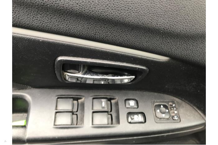 Mitsubishi ASX 1.8 DI-D HP MIVEC 16V Sloopvoertuig (2010, Metallic, Bruin, Graniet)