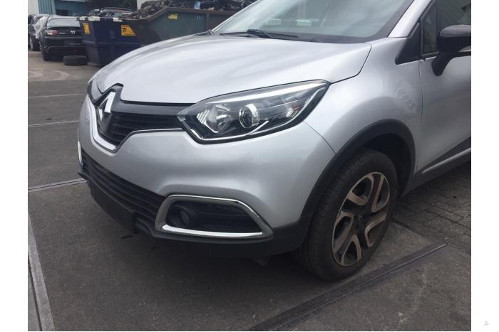Renault Captur 0.9 Energy TCE 12V Sloopvoertuig (2015, Zilvergrijs)