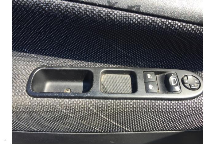 Peugeot 207/207+ 1.6 16V VTi Sloopvoertuig (2008, Wit, Blank)